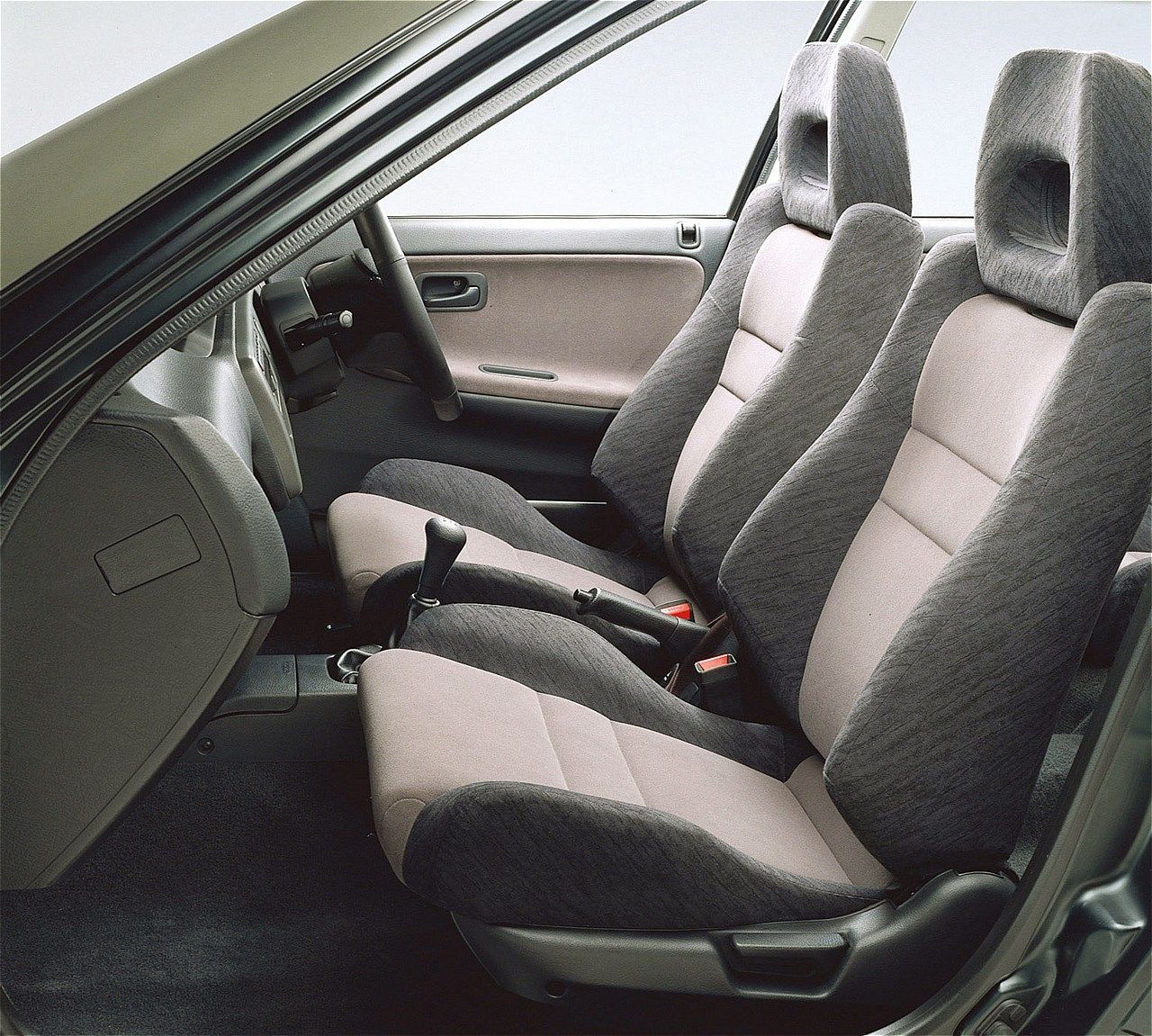 ホンダのEG型シビック（写真：本田技研工業）