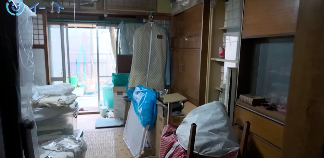 モノ屋敷