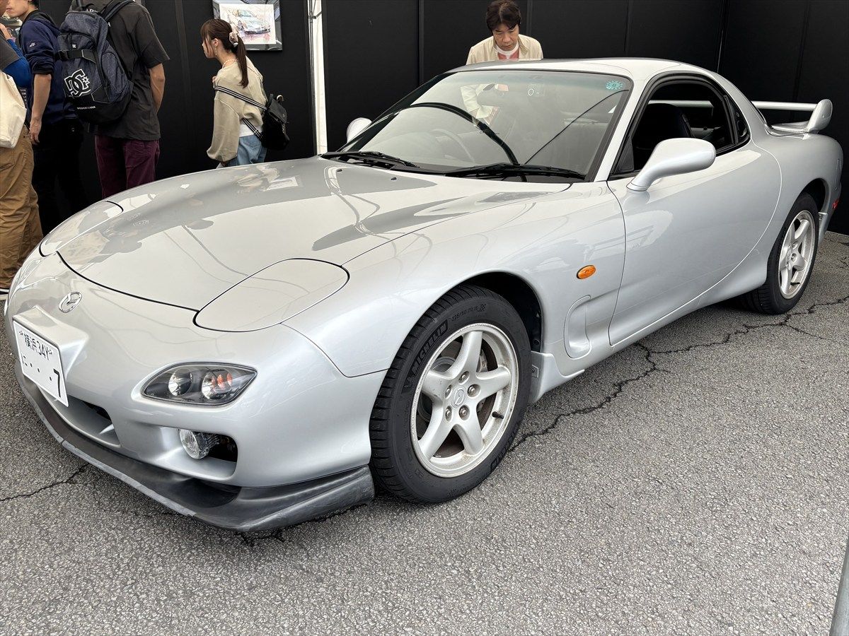 いま最も有名な「RX-7」である西本尚子さんが25年間愛用した「RX-7」(写真:桃田健史)
