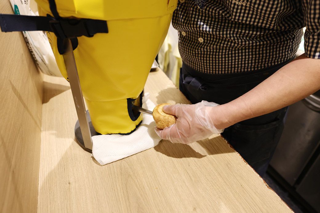 （撮影：尾形文繁）