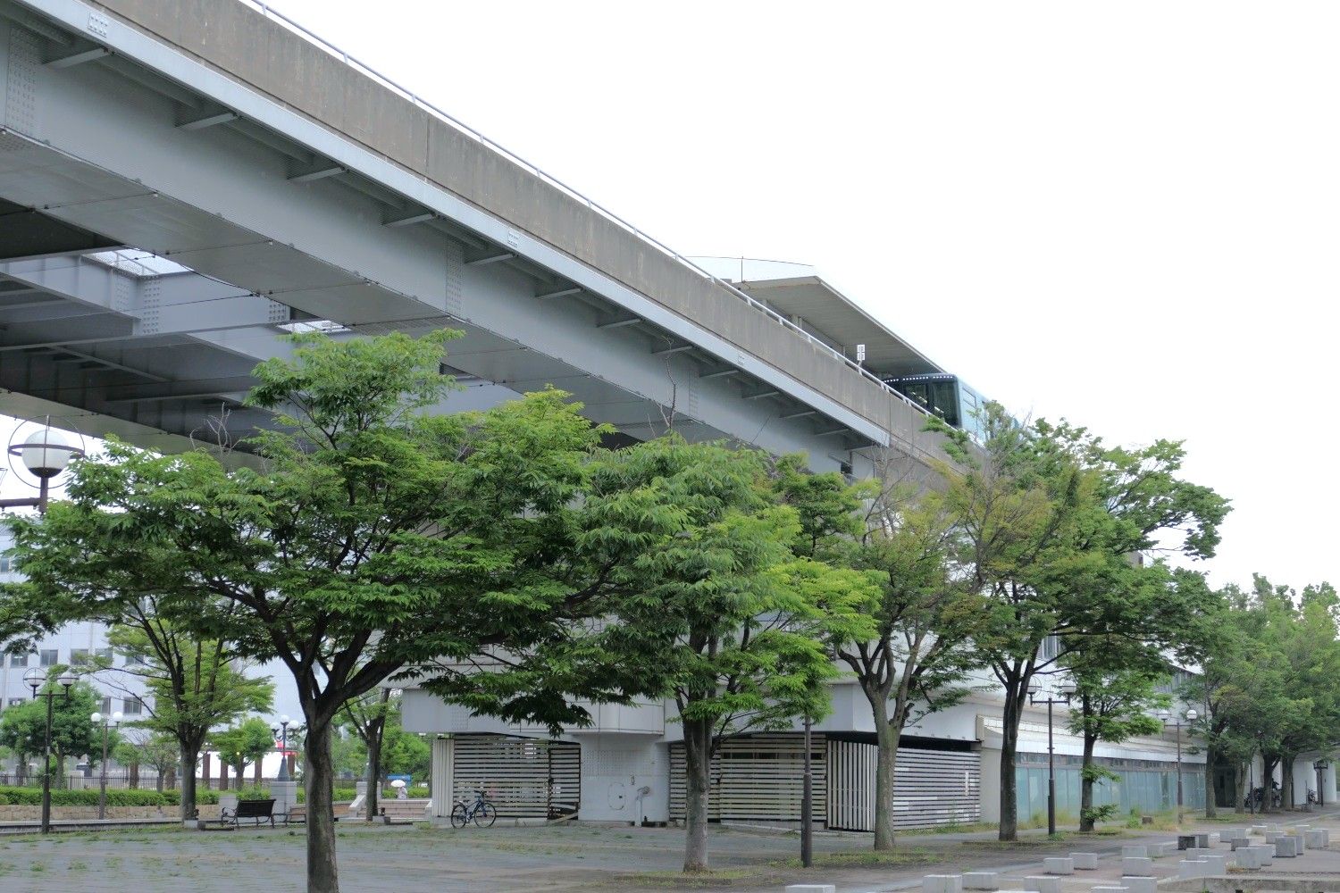 六甲ライナー　マリンパーク駅