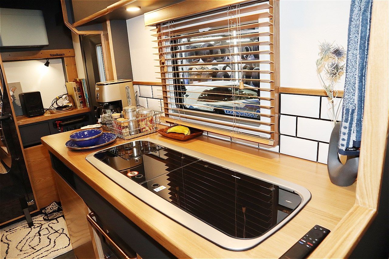 NTBの新作キャンピングカー「ジオローム」（写真：筆者撮影）