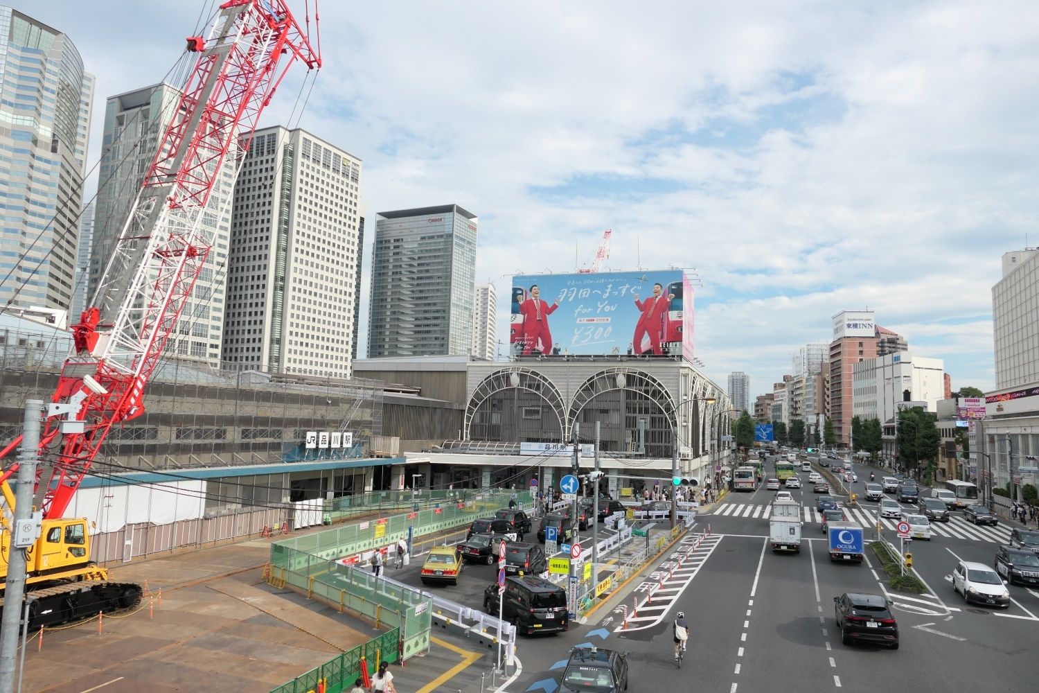 京急品川駅の駅前