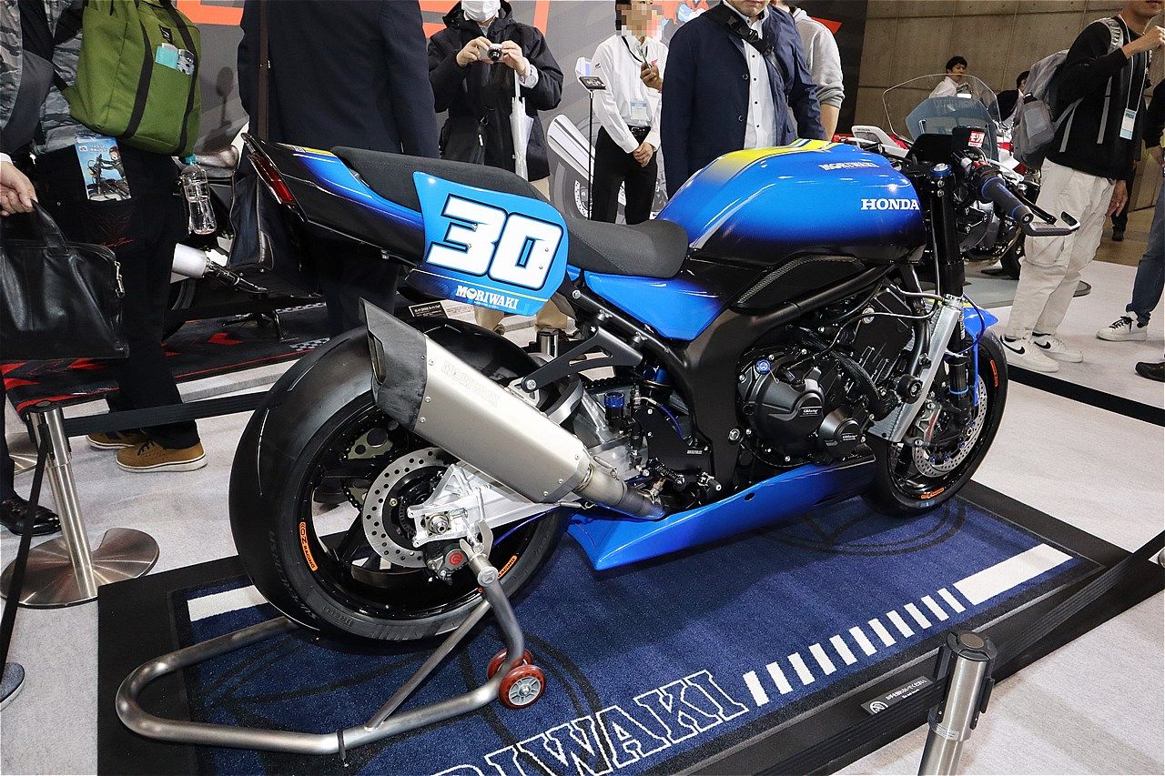 第52回 東京モーターサイクルショーに展示されたホンダ「CB1000Fコンセプト」(筆者撮影）