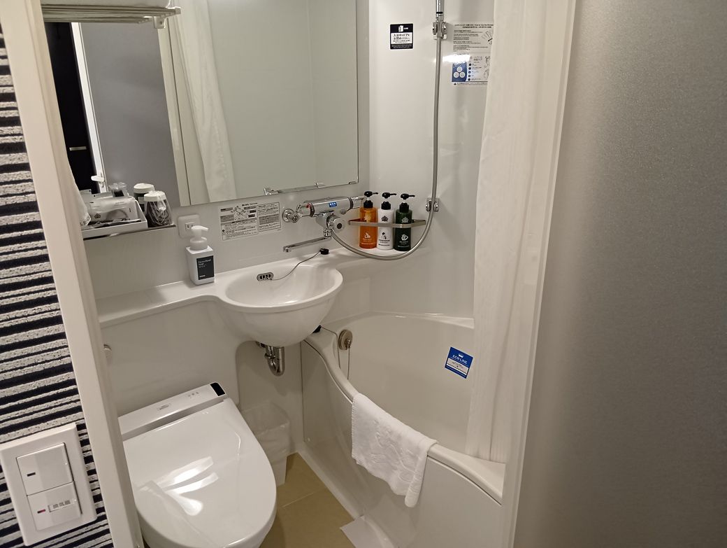 トイレとお風呂（筆者撮影）