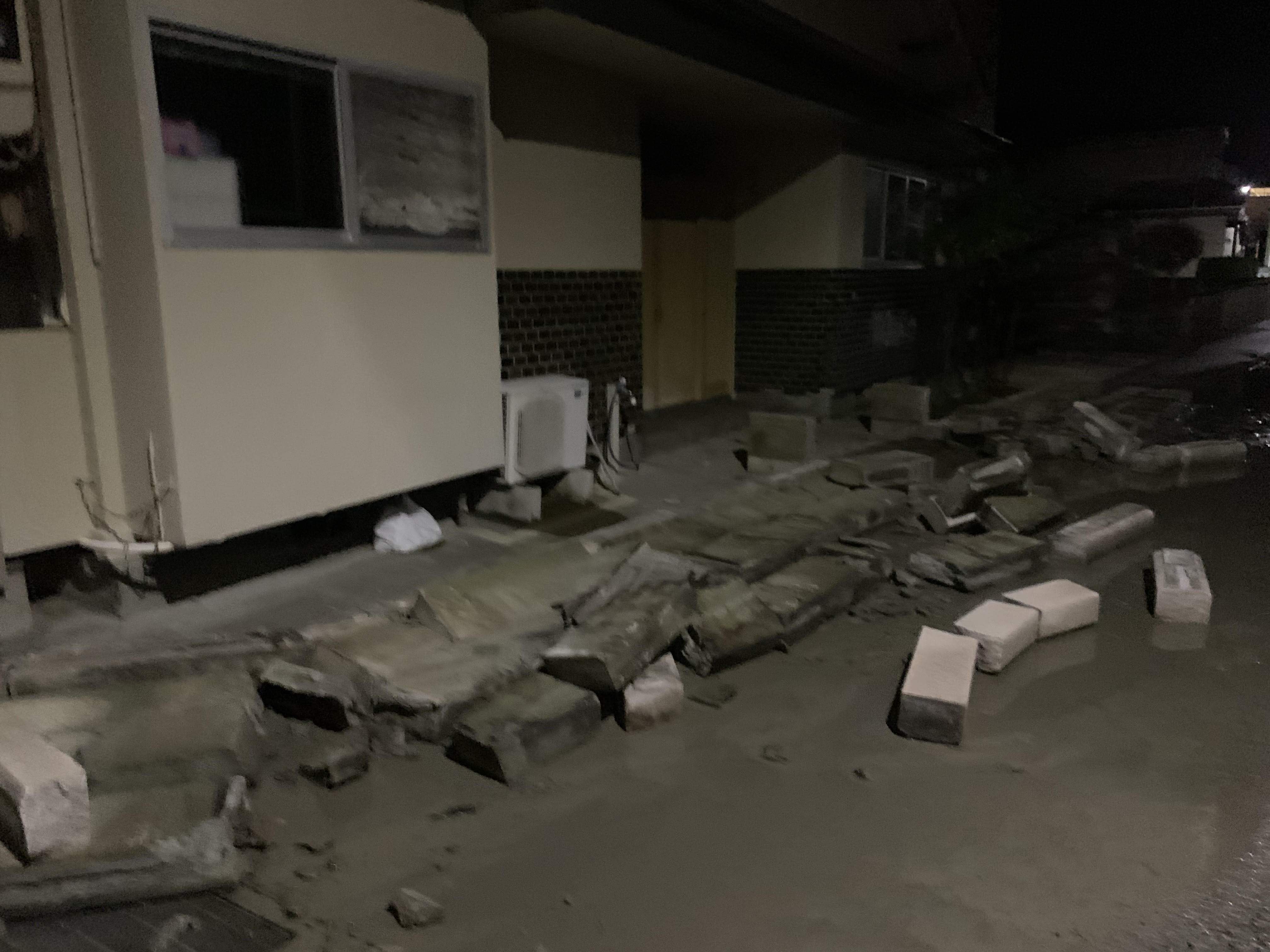 地震後の七尾市内の家屋