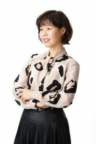 須田 桃子