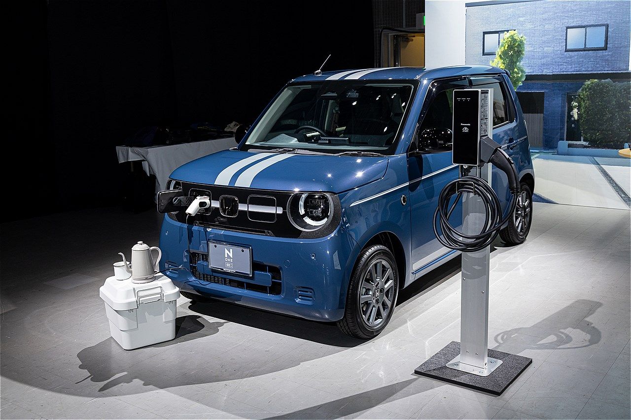 ホンダの新型軽自動車EV「N-ONE e:」（写真：三木 宏章）
