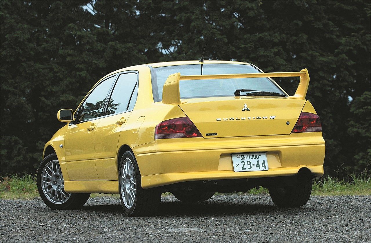 三菱「ランサーエボリューションⅦ」（写真：三菱自動車）