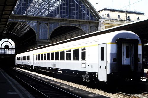 セルビアの寝台車（2003年 筆者撮影）