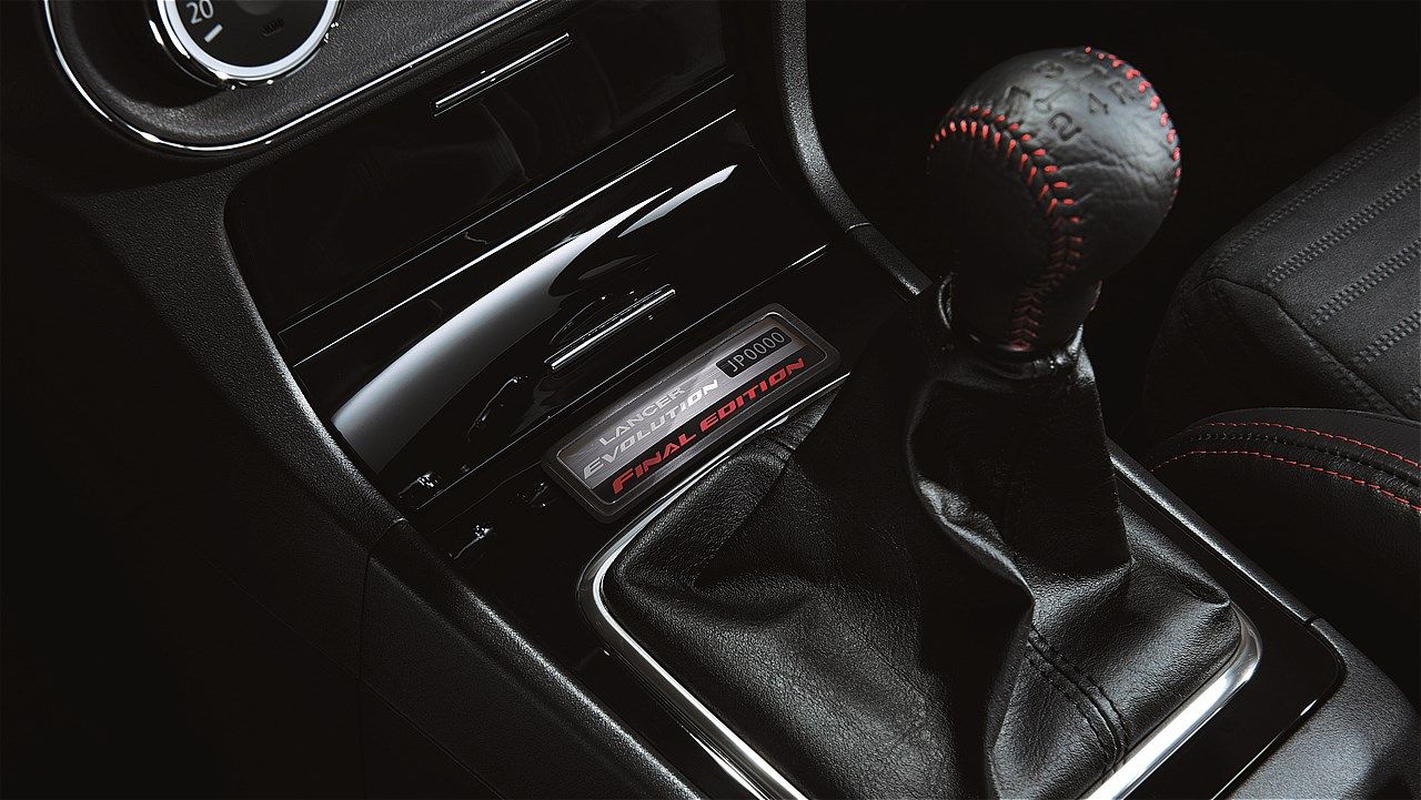 三菱「ランサーエボリューションⅩ」（写真：三菱自動車）