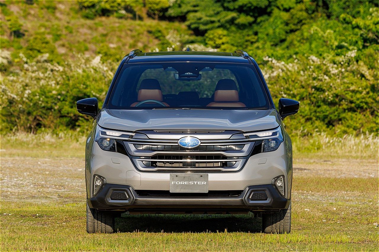 スバル新型「フォレスター Premium EX」（写真：スバル）