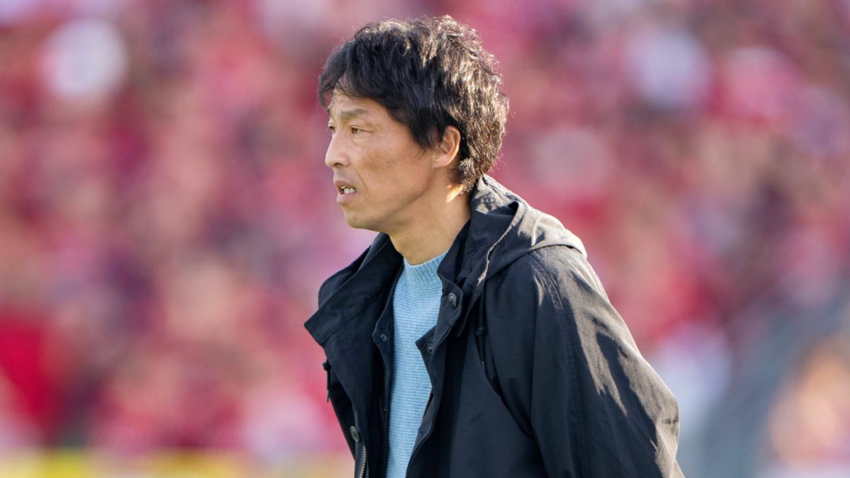 山口監督は“違った血”をチームに入れた（©SHONAN BELLMARE）