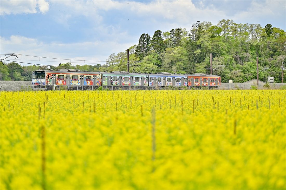 陸前富山―陸前大塚間を走る「マンガッタンライナー」（撮影：武川健太）