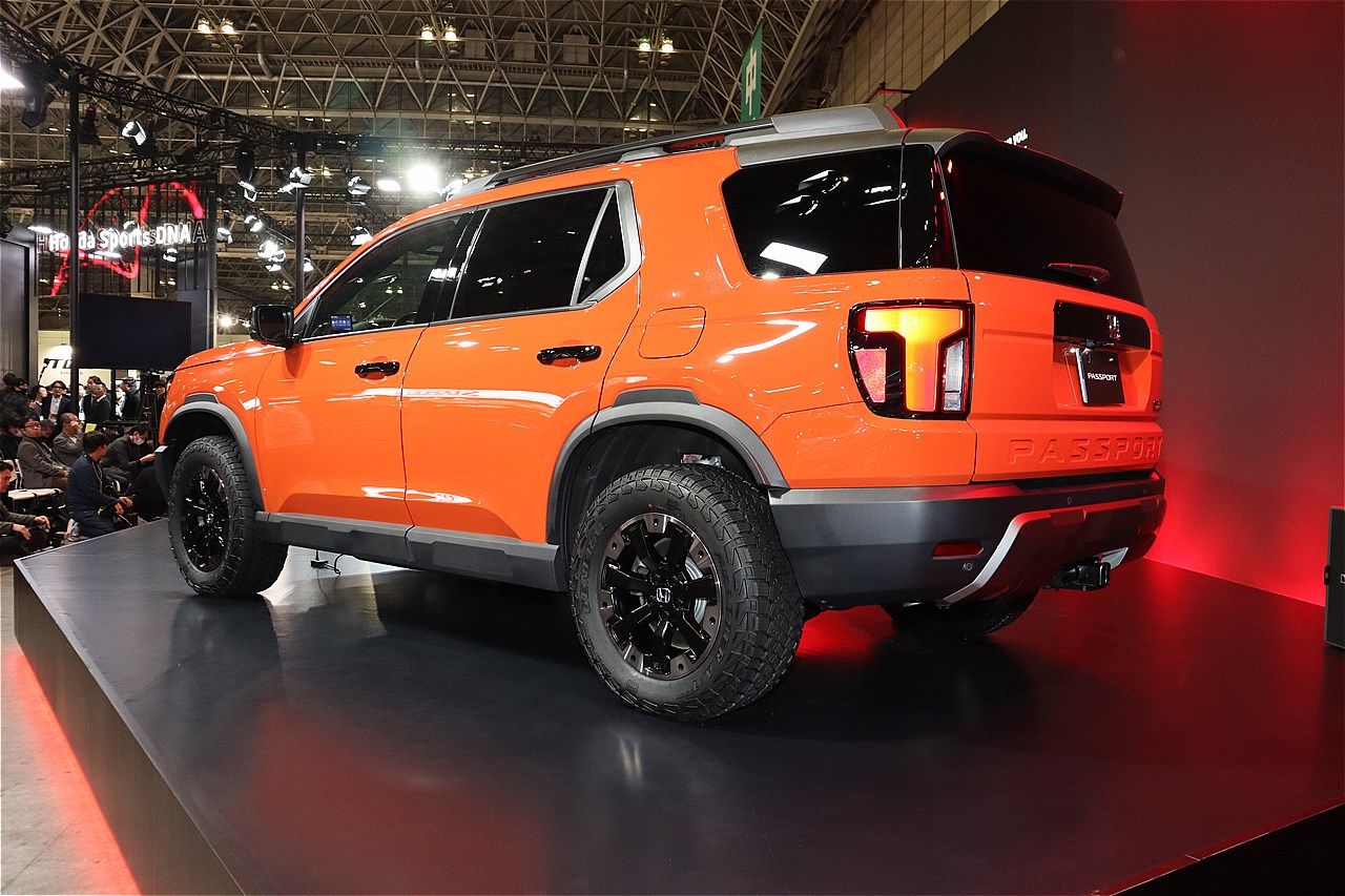 ホンダ「パスポート トレイルスポーツ エリート（北米仕様、参考出品）」（写真：筆者撮影）