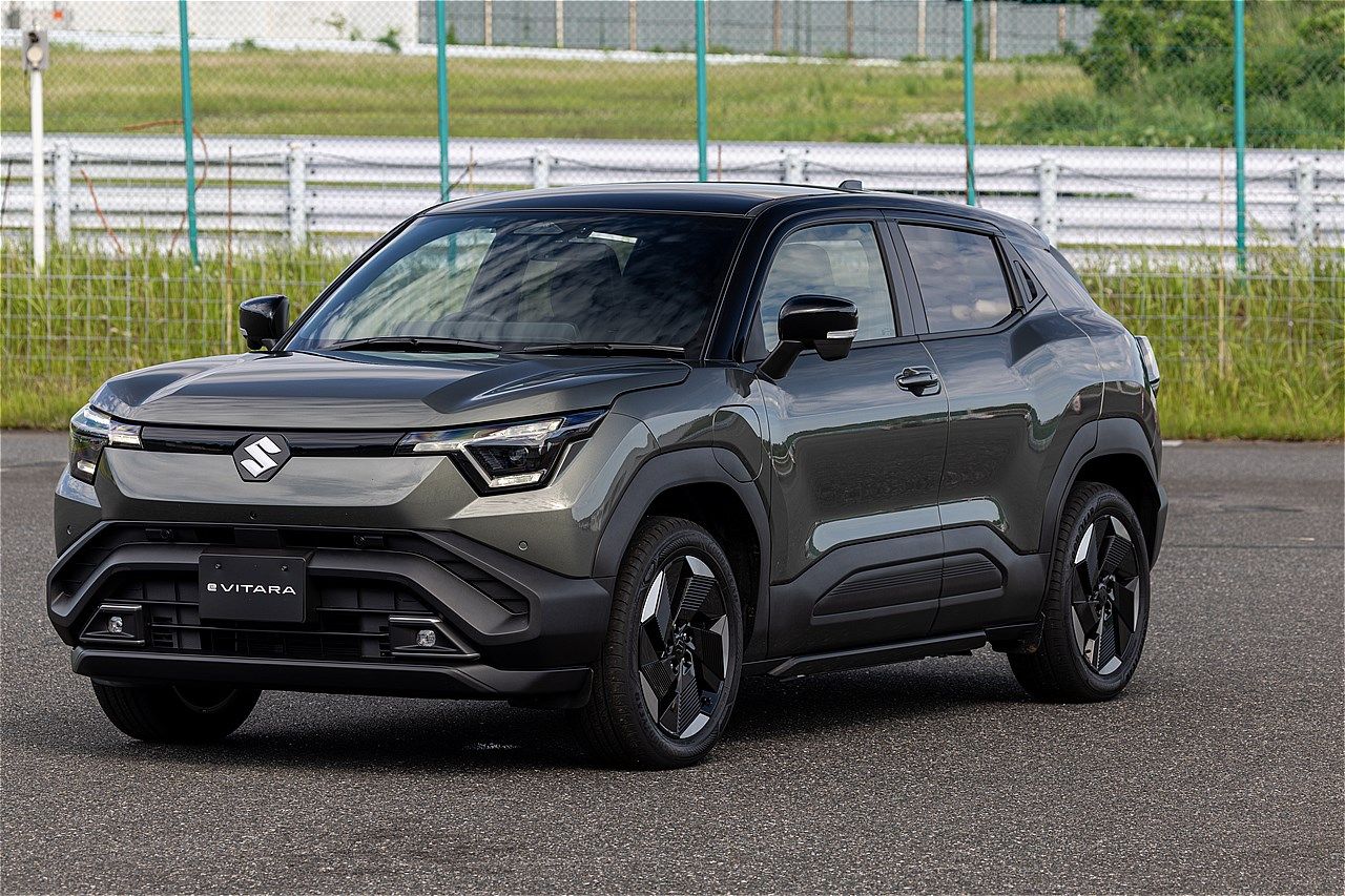 スズキの新型「eビターラ プロトタイプ」（写真：三木 宏章）