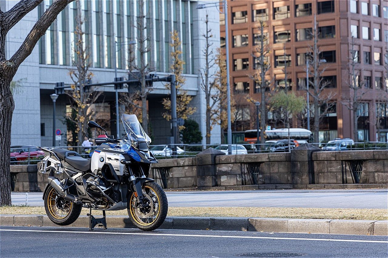 BMWモトラッドのGSシリーズの最新作「R1300GSアドベンチャー」（写真：三木宏章）