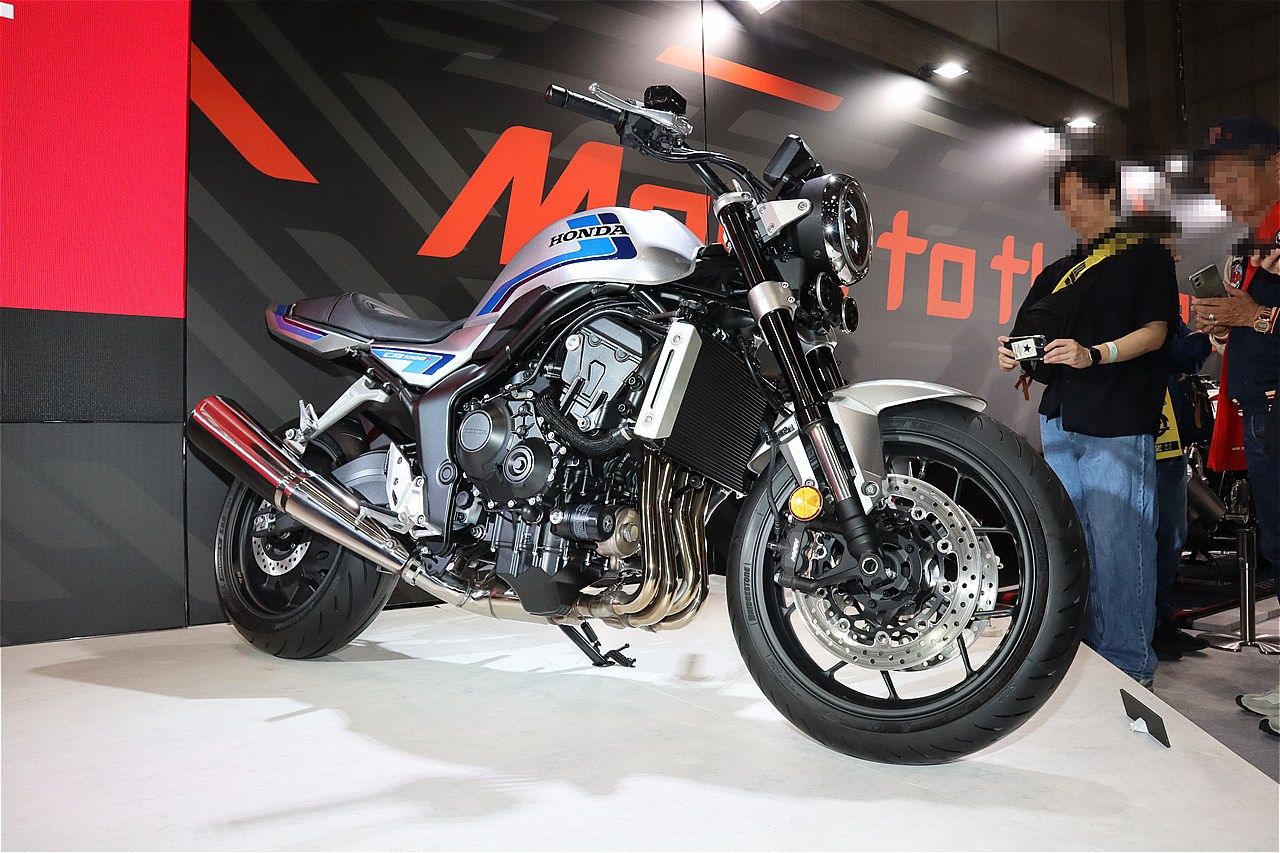 第52回 東京モーターサイクルショーに展示されたホンダ「CB1000Fコンセプト」(筆者撮影）