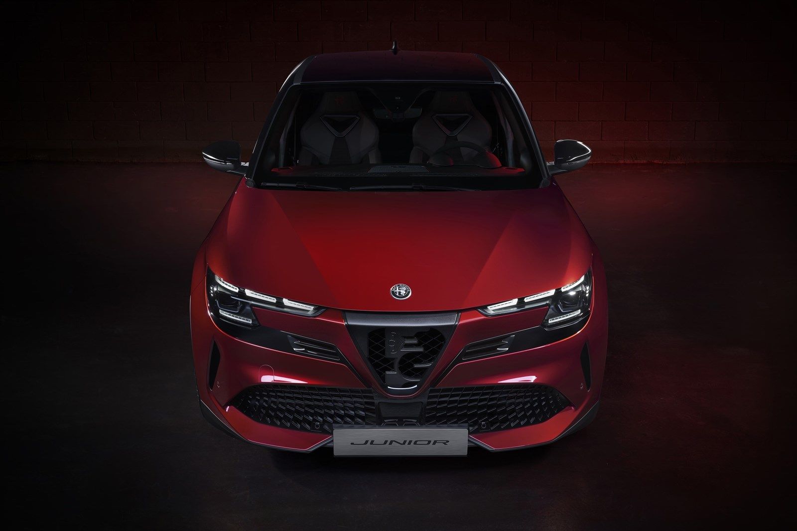 Alfa Romeo JUNIOR（写真：Stellantis）