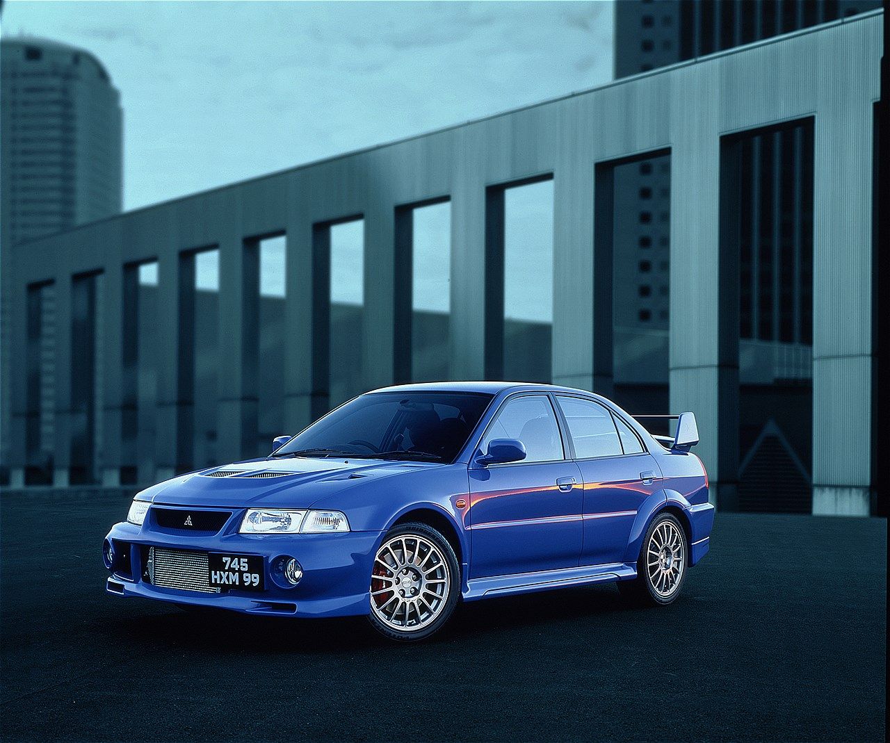 三菱「ランサーエボリューションⅥ」（写真：三菱自動車）