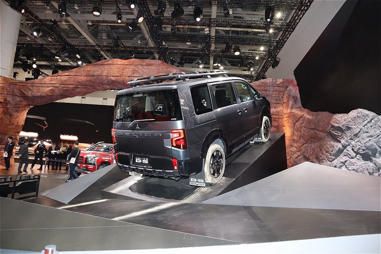 ジャパンモビリティショー2025に展示されていた三菱「デリカD:5」（筆者撮影）