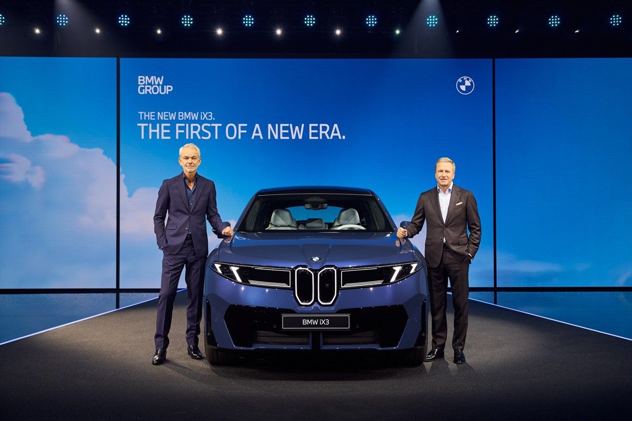BMW iX3（写真：BMW AG）