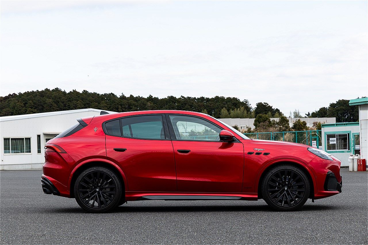 マセラティ「グレカーレ トロフェオ」（写真：三木 宏章）