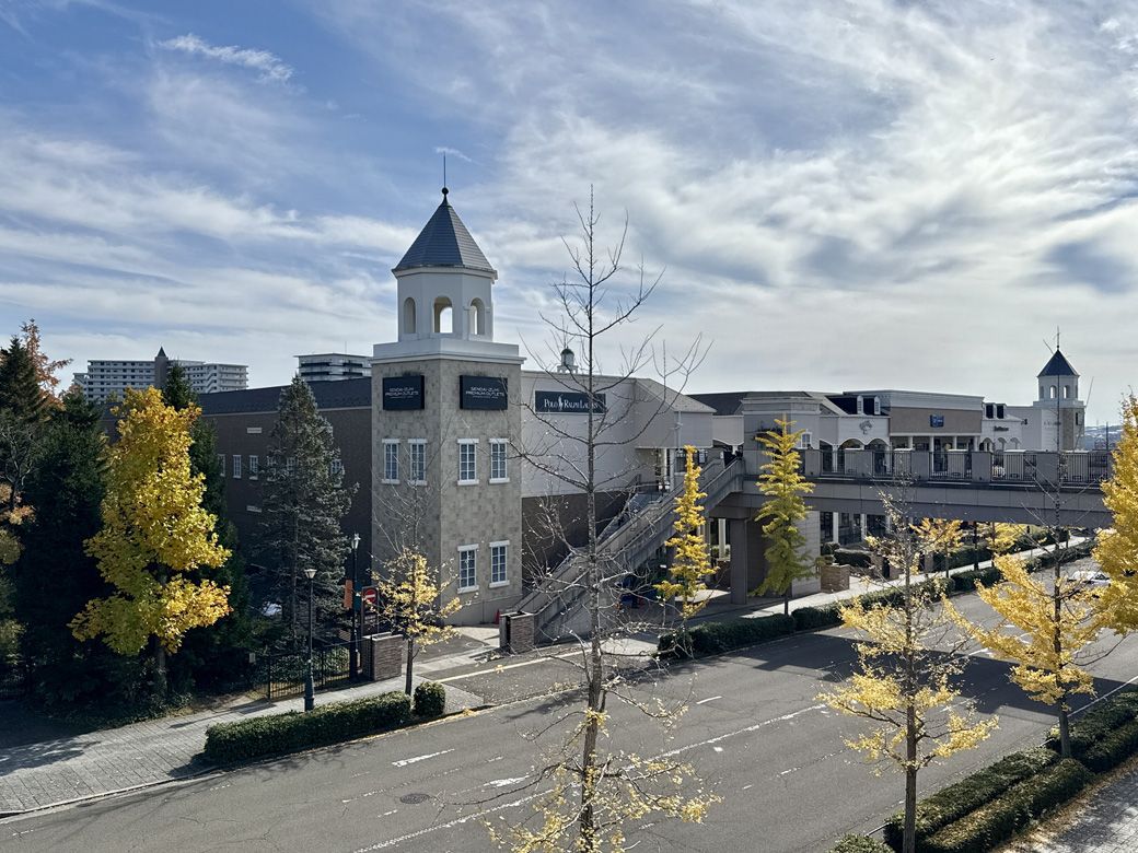 「仙台プレミアム・アウトレット」（2025年11月撮影）