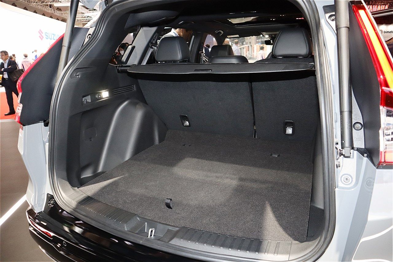 ジャパンモビリティショー2025に展示されたホンダの新型「CR-V e:HEV」（筆者撮影）