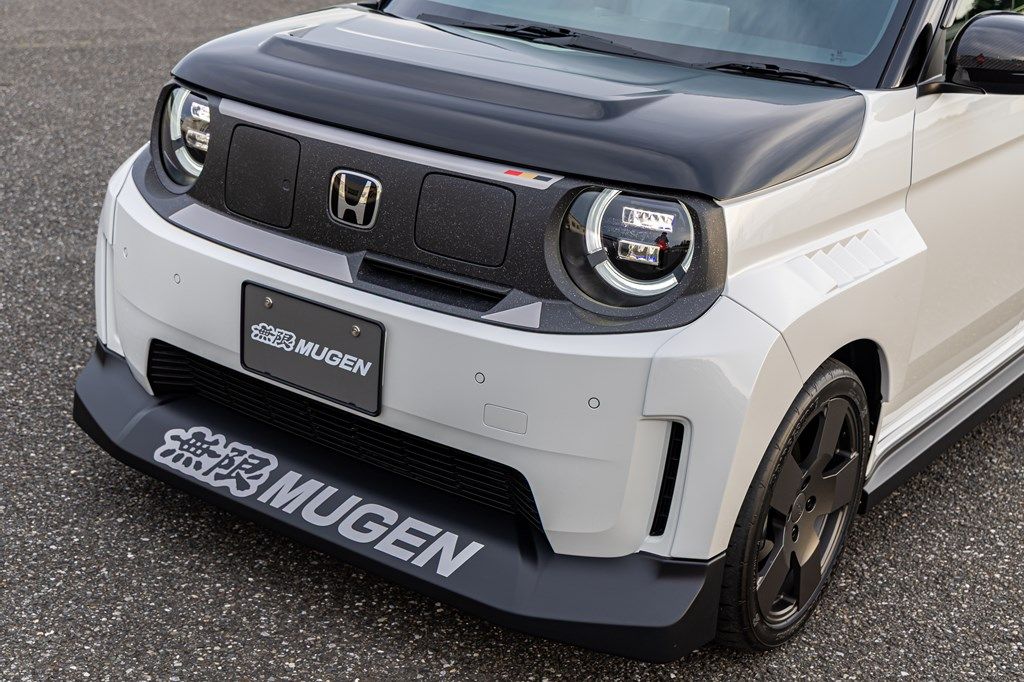 無限パーツを装着したホンダ「Super-ONE」（写真：三木 宏章）