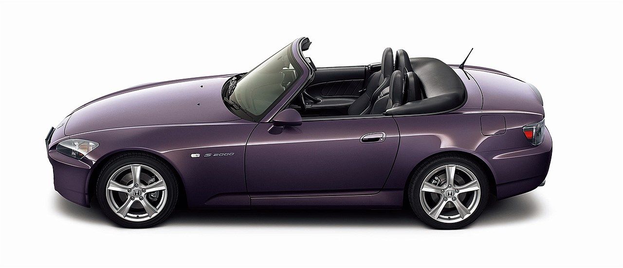 2007年発売モデルのホンダ「S2000」（写真：本田技研工業）