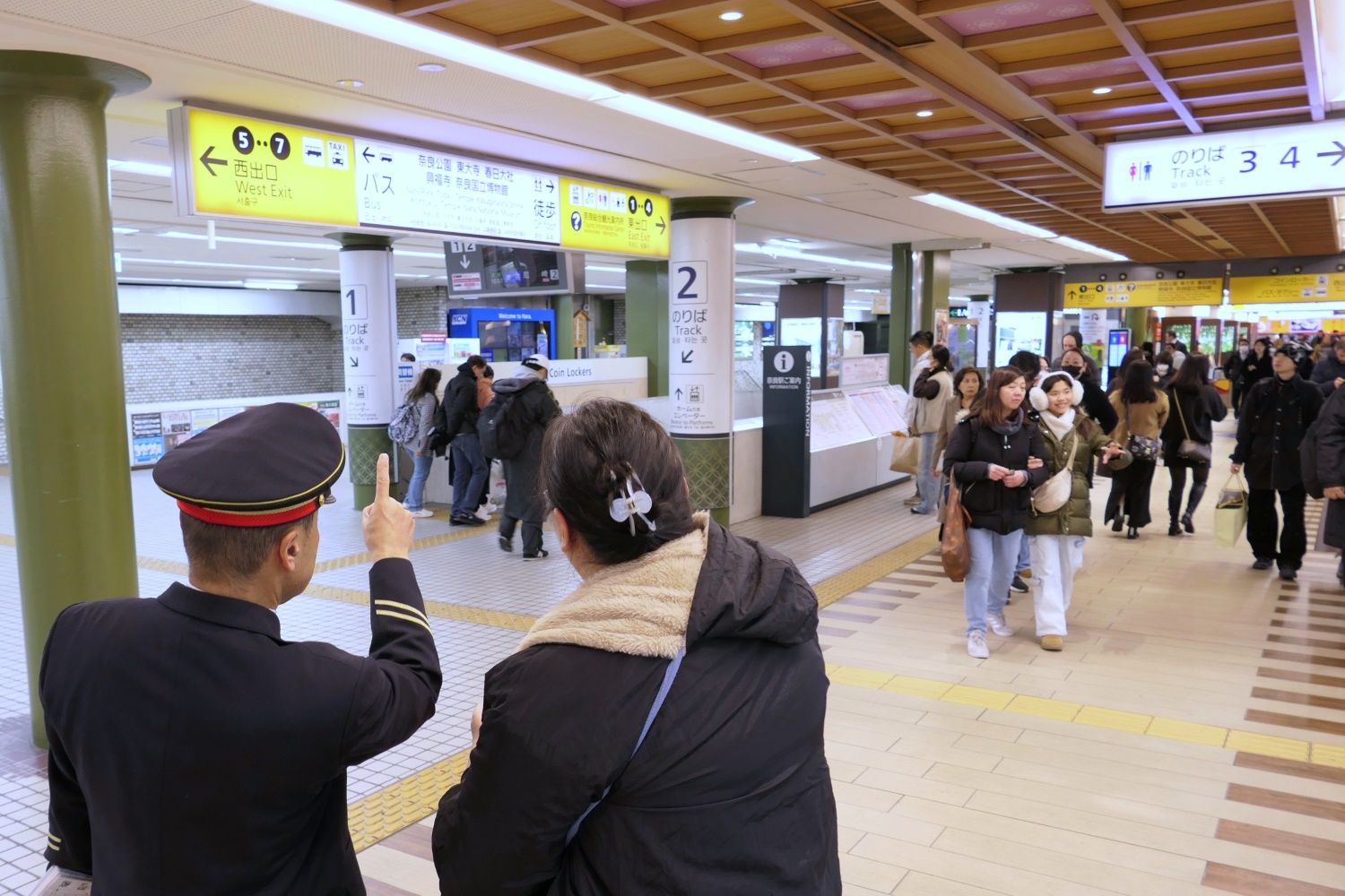 近鉄奈良駅　コンコース