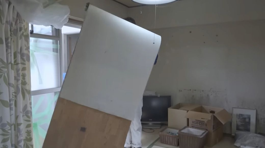 モノ屋敷