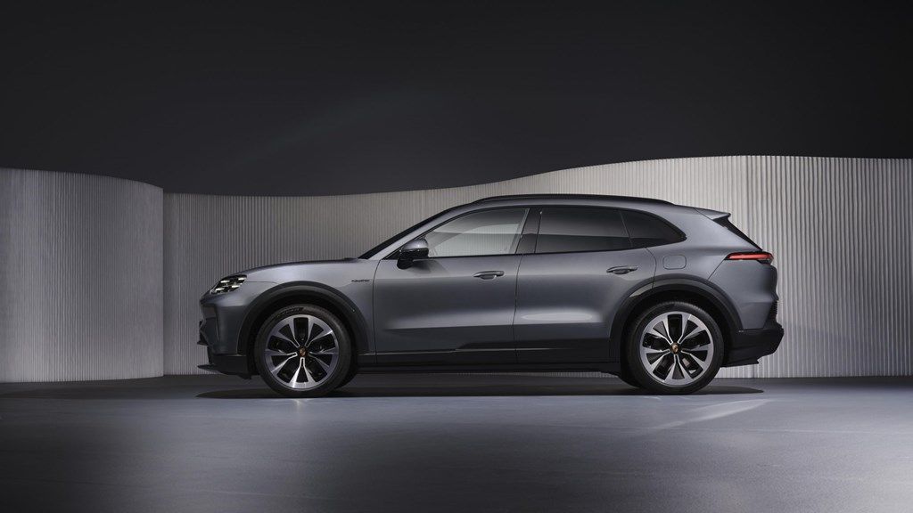 ポルシェの新型EV「カイエン・エレクトリック」（写真：Porsche AG）