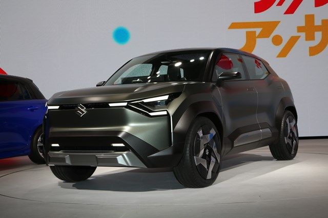 スズキの「eVX」（筆者撮影）