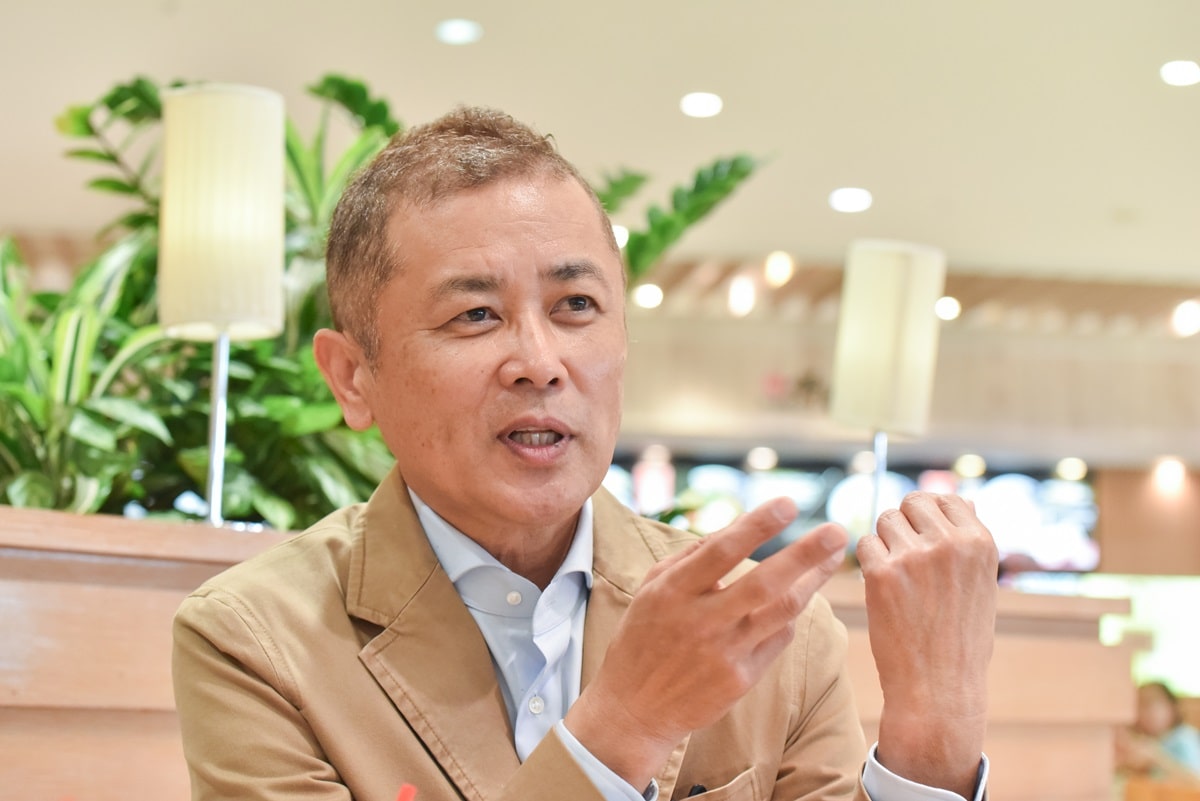 創業者の西嶋さんは元バンドマン。同期にはあのMr.Childrenもいる（撮影：大澤誠）