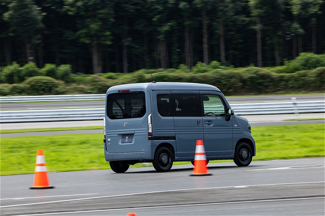 N-VAN e:試乗会の様子（写真：三木宏章）