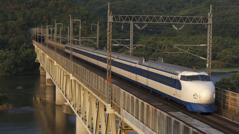 新幹線0系誕生の｢影の立役者｣､在来線車両5選 技術の積み重ねが世界に誇る高速鉄道を生んだ | 新幹線 | 東洋経済オンライン