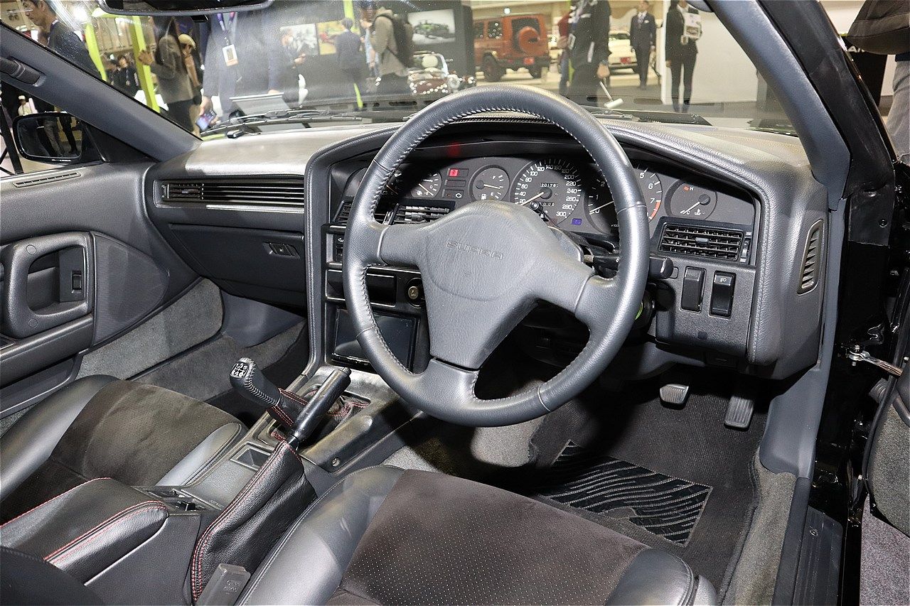トヨタのA70型「スープラ」（筆者撮影）