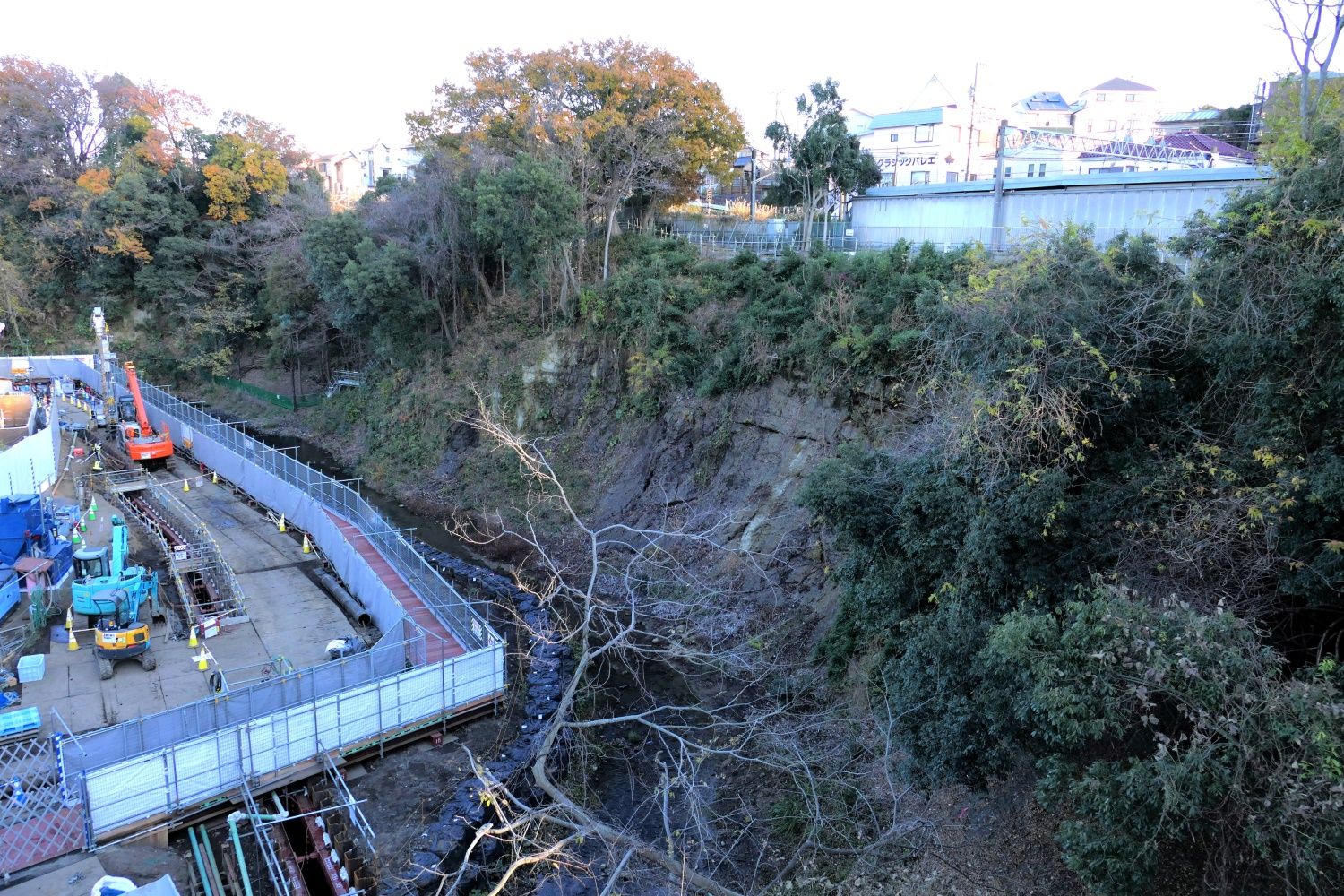 鶴ケ峰駅周辺連続立体交差事業