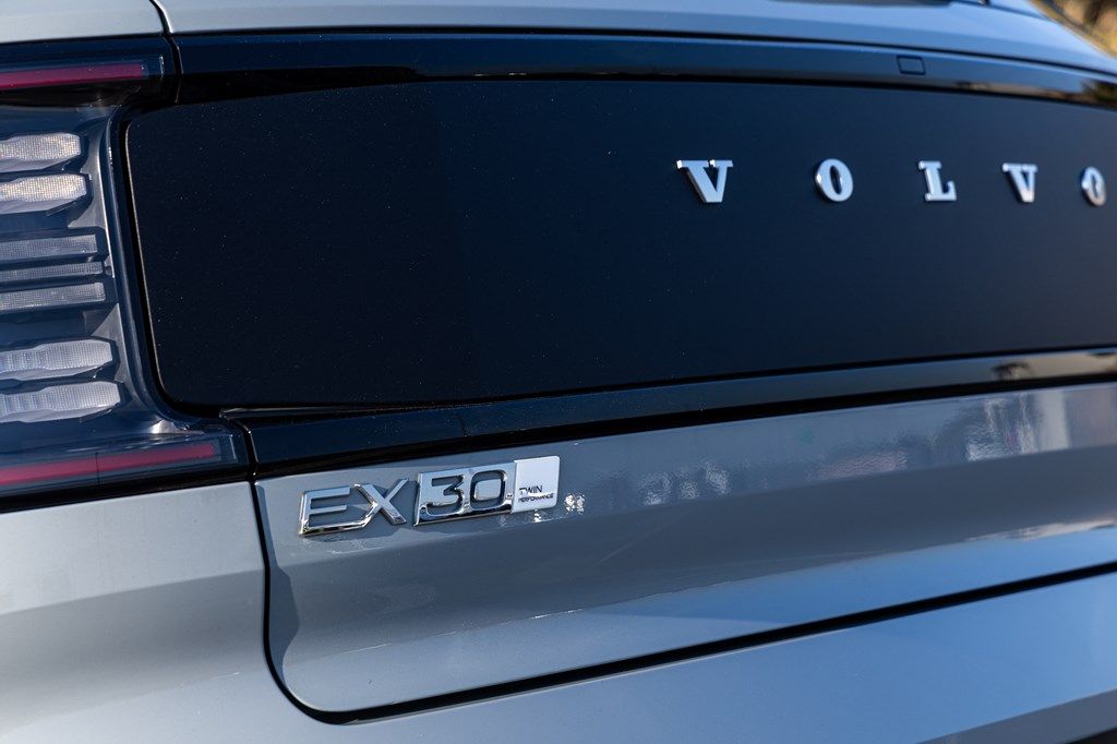 ボルボ「EX30 Cross Country」（写真：三木 宏章）