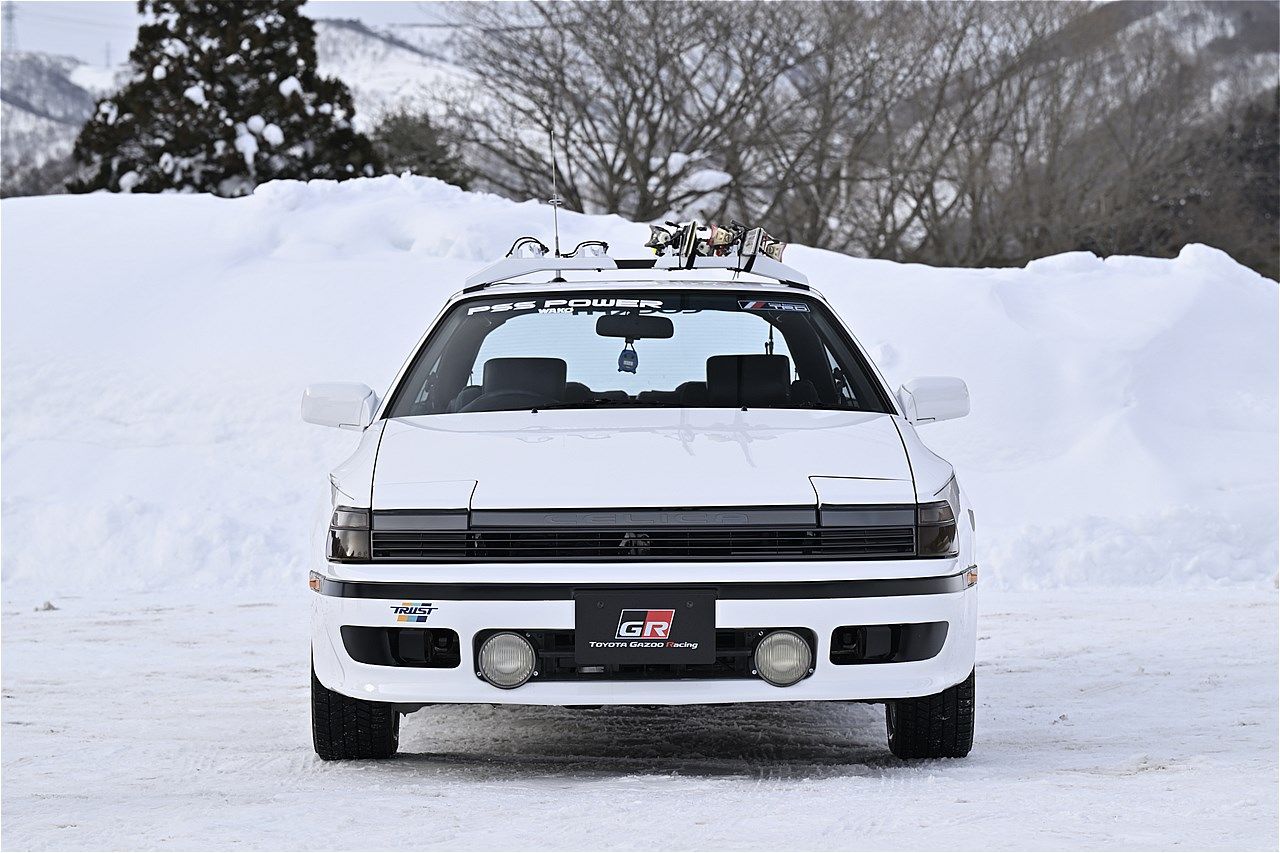 セリカ（写真：トヨタ自動車）