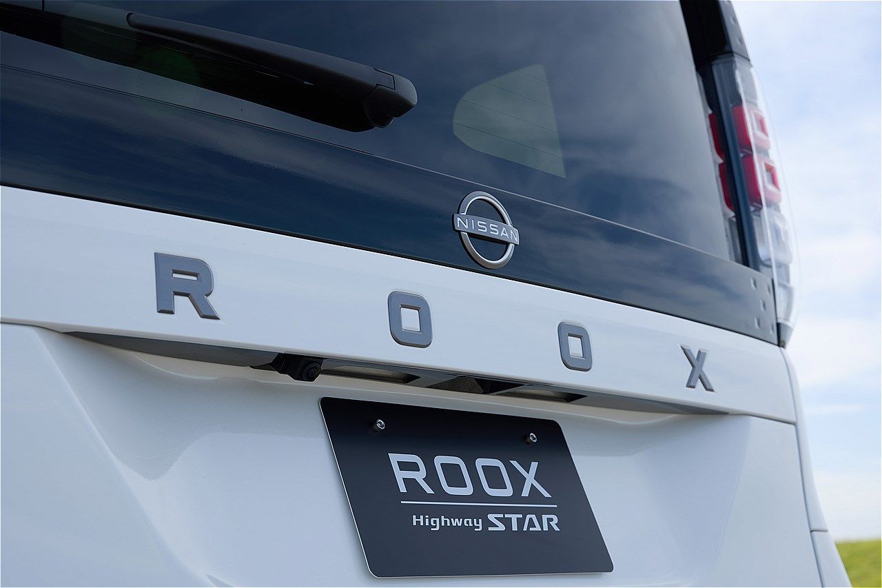 日産の新型軽自動車「ルークス」（写真：日産自動車）