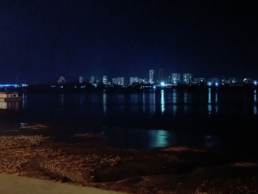 北朝鮮の夜景（筆者撮影）