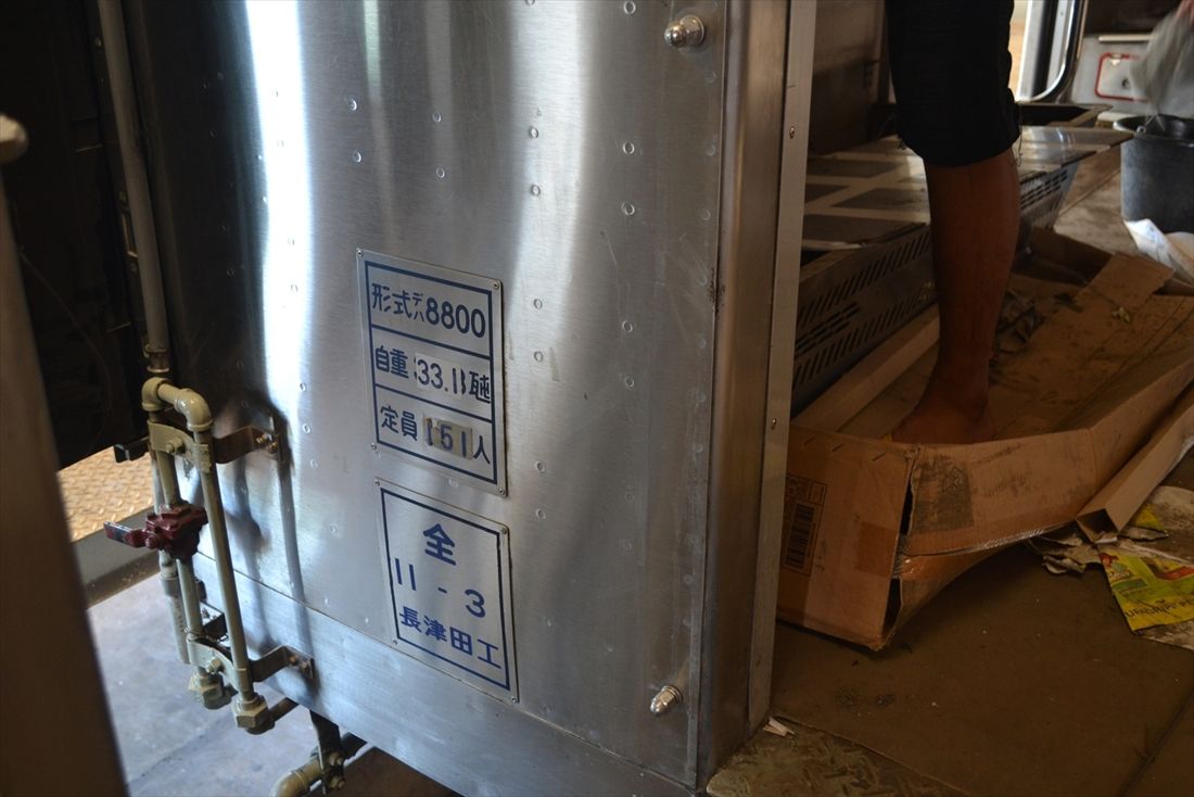 オーバーホール中の8608編成（筆者撮影）