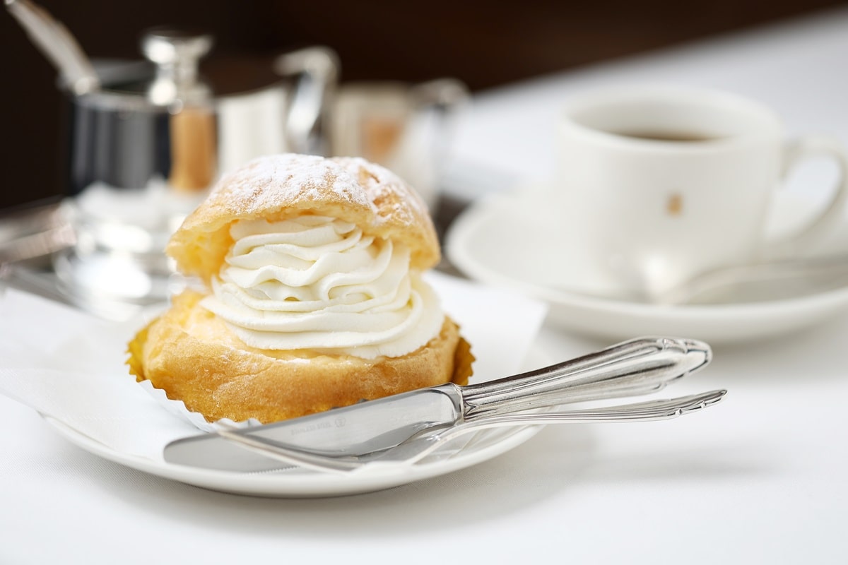 創業時からのロングセラー「モザイク」（550円）。コーヒーとセットで1650円（撮影：今井康一）