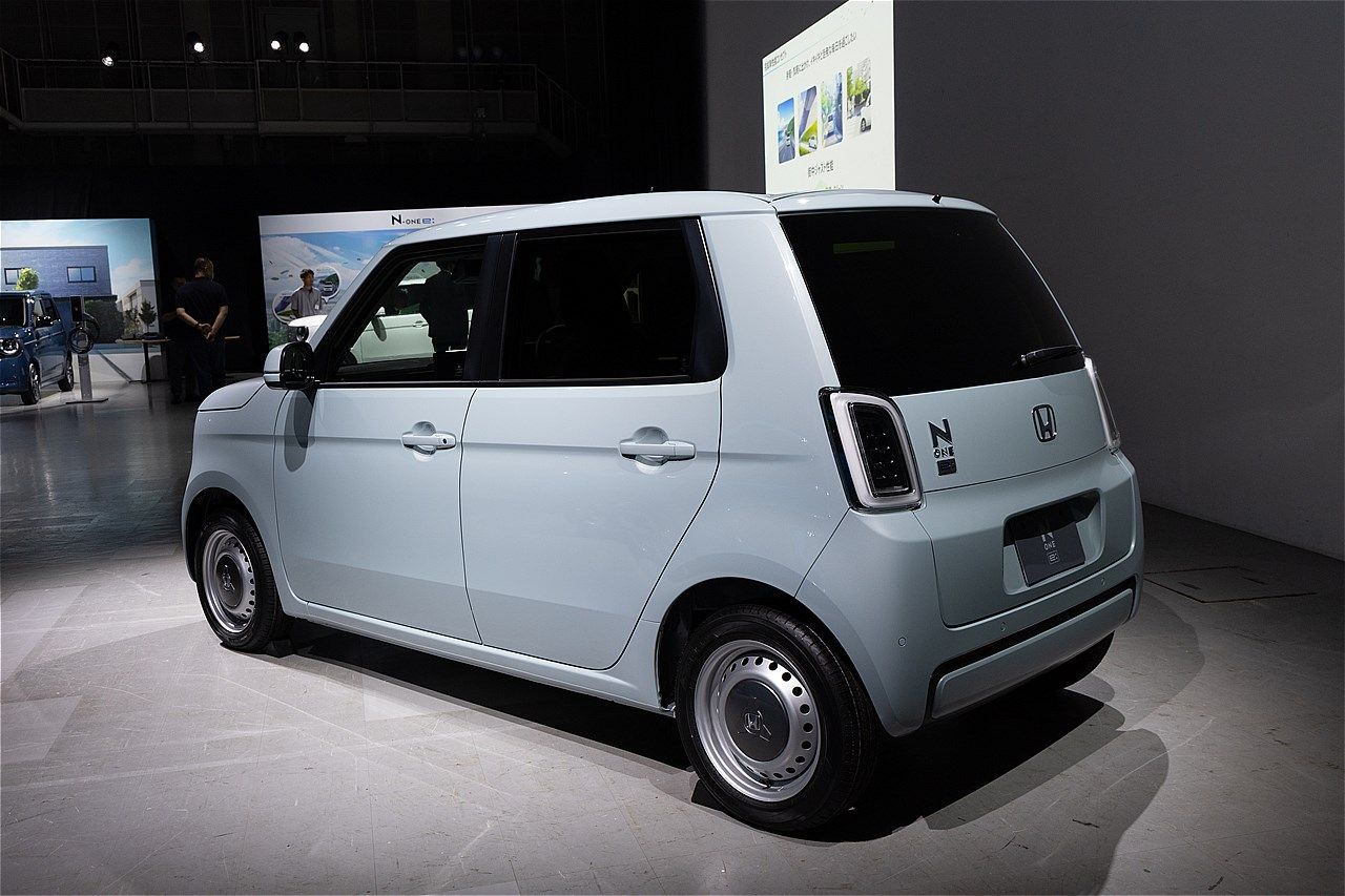 ホンダの新型軽自動車EV「N-ONE e:」（写真：三木 宏章）