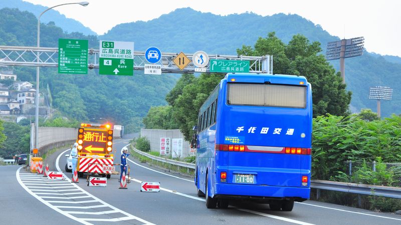 広島､豪雨被災地を支えた｢臨時バス｣の舞台裏 ｢災害時BRT｣の経験､今後にどう生かすか | ローカル線･公共交通 | 東洋経済オンライン