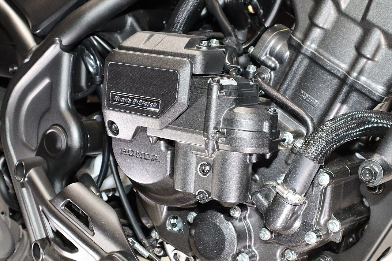 ホンダ「レブル250 E-クラッチ」（筆者撮影）