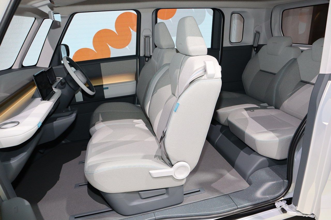 ダイハツ「K-ビジョン」（筆者撮影）